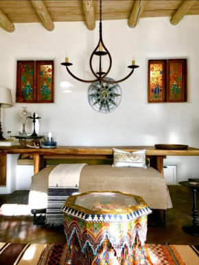 CASA TUA Santa Fe - Los Santos Historic Adobe